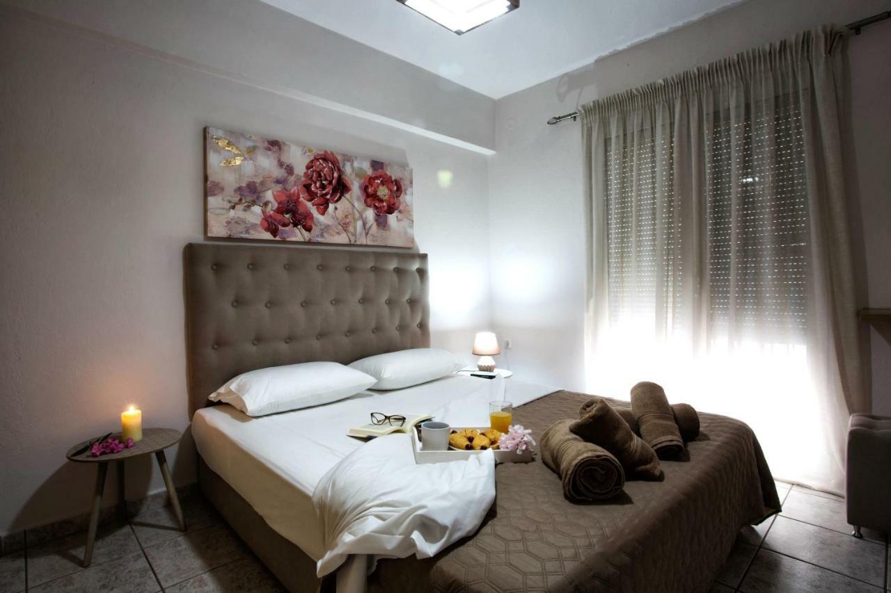 Holiday House Ioanna Néa Péramos 外观 照片